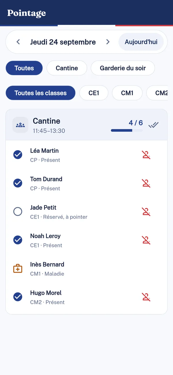Le pointage du midi — écran réel de l'application mobile Connectilys (Enfance · Animateurs).